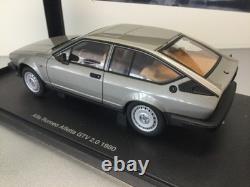 AUTOart 1:18 Alfa Romeo Alfetta GTV 2.0 Silver Grey 1980 Art. No. 70147