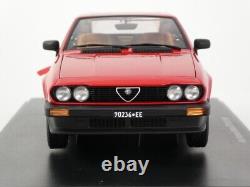 AUTOart Alfa Romeo Alfetta GTV 2.0 Red 1980 1/18 70146
