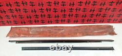 Alfa Romeo Alfetta 2.0 L Sedan MY81 Front Wiper Right 116576002000