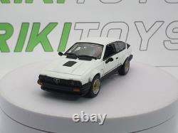 Alfa Romeo Alfetta GTV 6 subway model 1/43 white 1981