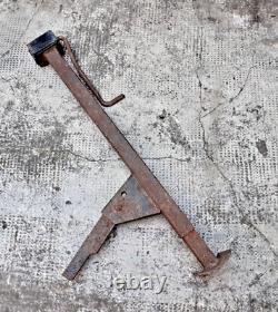 Alfa Romeo Alfetta GTV, GT car jack, BATTAINI rectangular foot