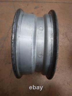 Alfa Romeo Alfetta GT 14 x 5 1/2 Wheel