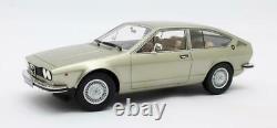 Alfa Romeo Alfetta Gt Green 1975 Cml083-1 1/18 Cult Models