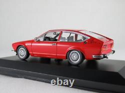 Alfa Romeo Alfetta Gtv 1976 Red Maxichamps 940120120 1:43 Minichamps