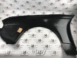 Front Right Mudguard Alfa Romeo Alfetta GTV (116)? 83 OEM Ref 60728580