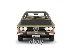 Laudoracing-models Alfa Romeo Alfetta GTV 2000 Turbodelta 1979 1:18 LM130C2