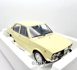 Miniature Car Alfa Romeo Alfetta Auto 118 Laudoracing Static Car Model