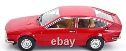 Kk Echelle KKDC181061 1/18 Alfa Romeo Alfetta GT 1.6 1976 Rouge Modèle Voiture