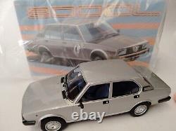 Laudoracing Alfa Romeo Alfetta 2.0 Gris Metal. 1978 1/18 LM154C