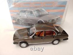 Laudoracing Alfa Romeo Alfetta 2.0 Lumières De Bosco 1978 1/18 LM154A