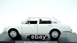 Modèle Auto Alfa Romeo Alfetta 1.8 1972 Blanc Leo Models Échelle 124 #28