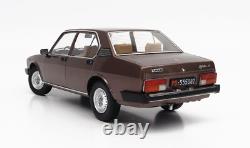 Mythique 1/18 Alfa Romeo Alfetta 2000 Td Turbo Diesel 1979 Modèle Statique