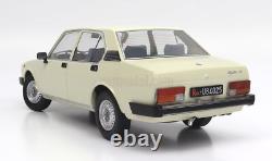 Mythique 1/18 Alfa Romeo Alfetta Berline 2000l 1978 Modèle Statique Diecast