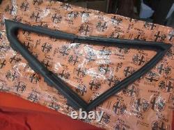 Original Alfa Romeo Alfetta Gt Gtv Joint de Fenêtre Triangle Gauche 116105524500