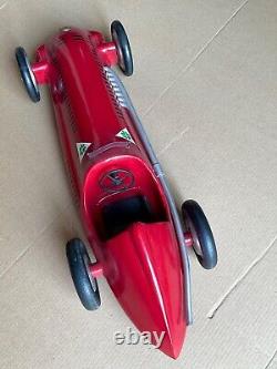 Rarissime Jouet Promotionnel échelle 1/10ème d'ALFA ROMÉO Alfetta 159 de 1951