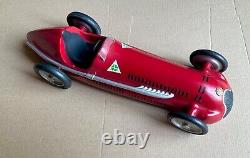 Rarissime Jouet Promotionnel échelle 1/10ème d'ALFA ROMÉO Alfetta 159 de 1951